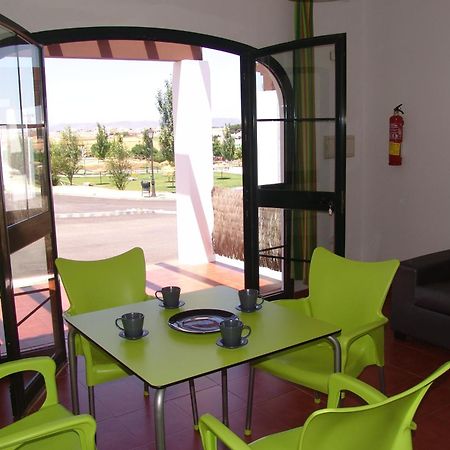 Camping La Sierrecilla Humilladero Extérieur photo